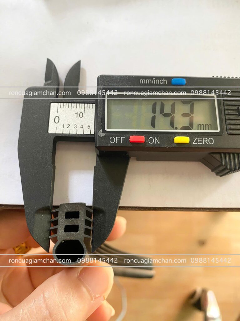 Kích thước mẫu ron